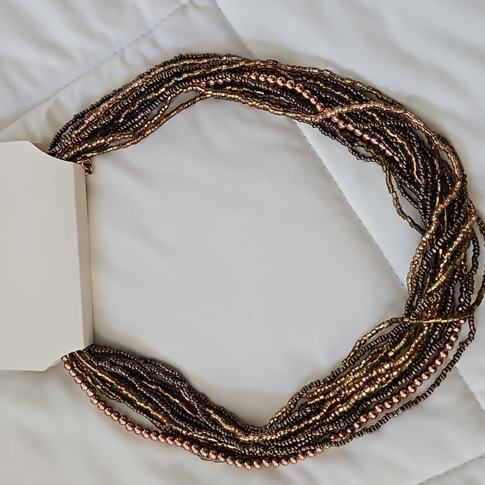 NWT Elegant 18in Gold & Copper Beaded Necklace